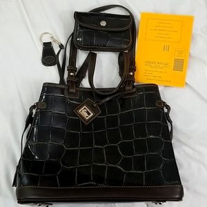 NWOT DOONEY & BOURKE Brown leather Tassel Purse